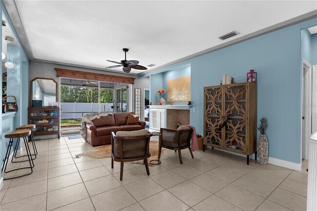 Building Photo - 4936 Creekside Trail
