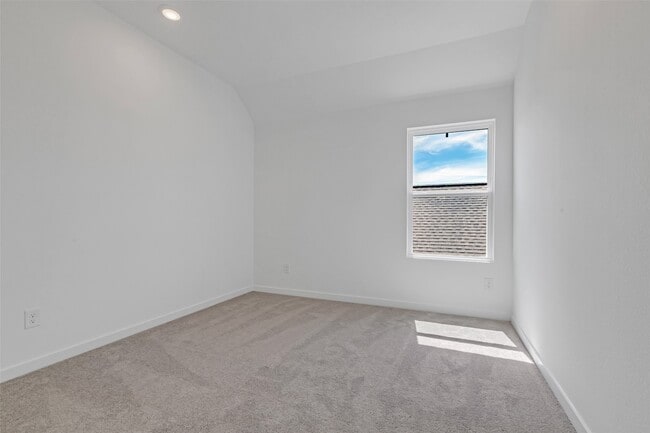 Building Photo - 27318 Sweetwater Bay Dr