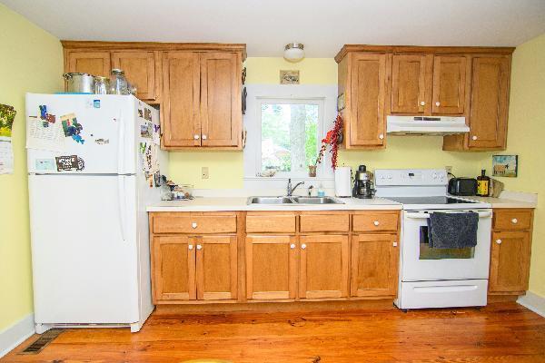 Building Photo - 23613 Front St