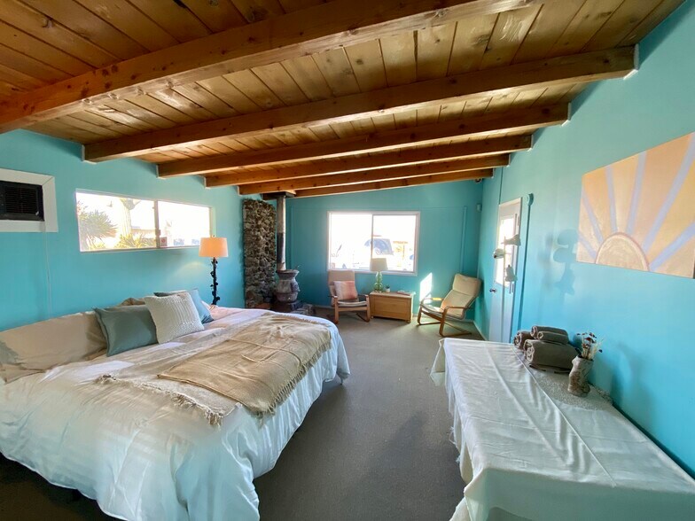 Casita Bedroom - 8080 Sunset Rd