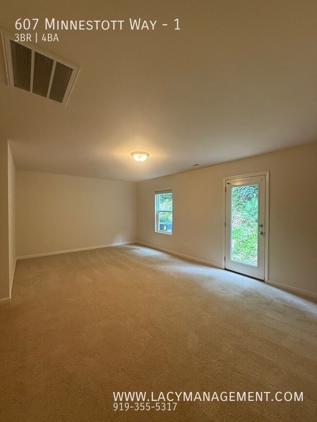 Building Photo - 607 Minnestott Way