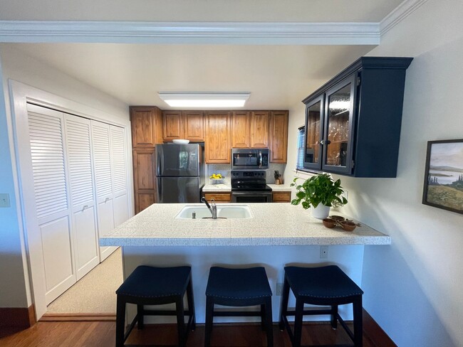 Building Photo - 189C-F-TL-CS