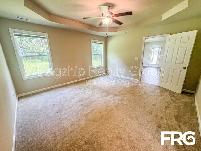 Building Photo - 110 Highland Pk Dr