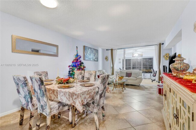 Building Photo - 3050 NW 42nd Ave