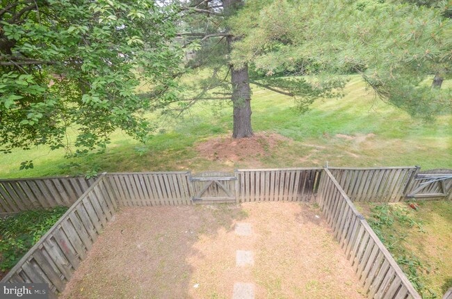 Building Photo - 19404 Transhire Rd