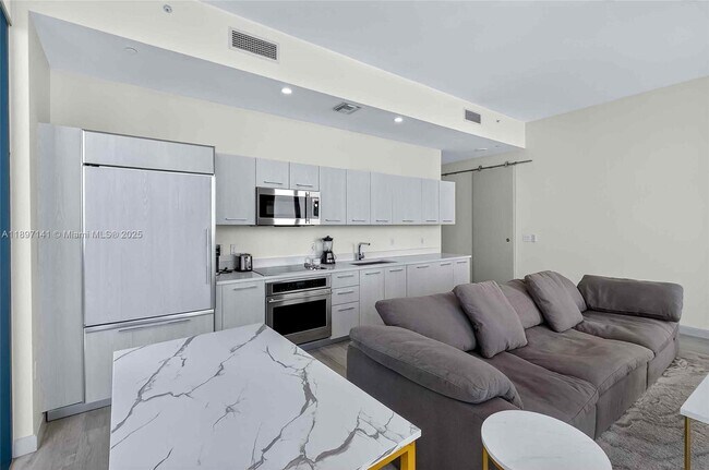 Building Photo - 55 SW 9th St