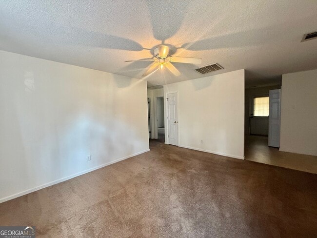 Building Photo - 2361 River Ridge Rd NE