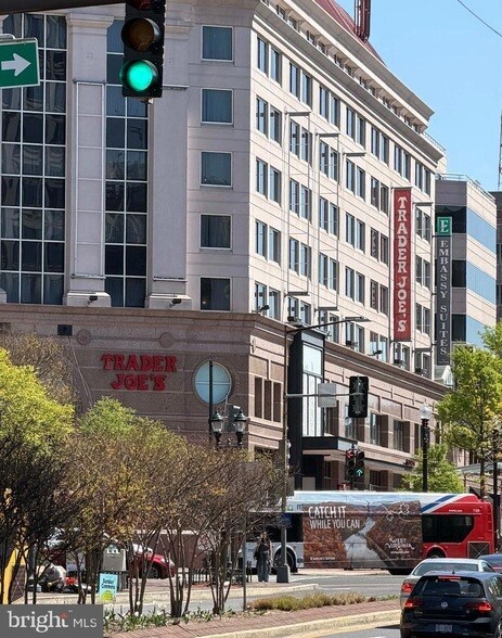 Building Photo - 5500 Friendship Blvd