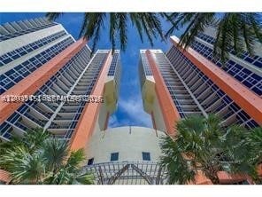 Building Photo - 19333 Collins Ave