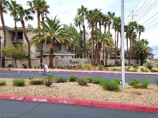 Building Photo - 7143 S Durango Dr
