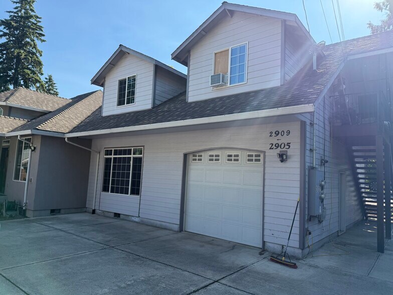 Building Photo - 2909 SE 118th Ave
