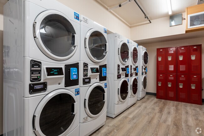 Laundry Room - Dean River Apartments