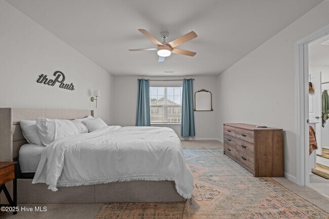 Building Photo - 2120 Wild Rdg Dr