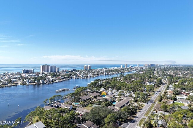 Building Photo - 6903 N Lagoon Dr