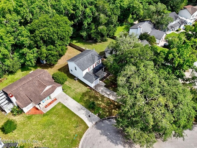 Building Photo - 517 Tuxedo Ct