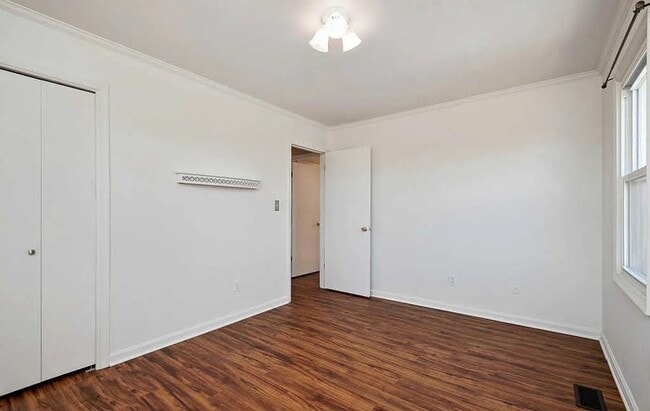 Building Photo - Single Family Home in Established Green Valley community available March 1st!