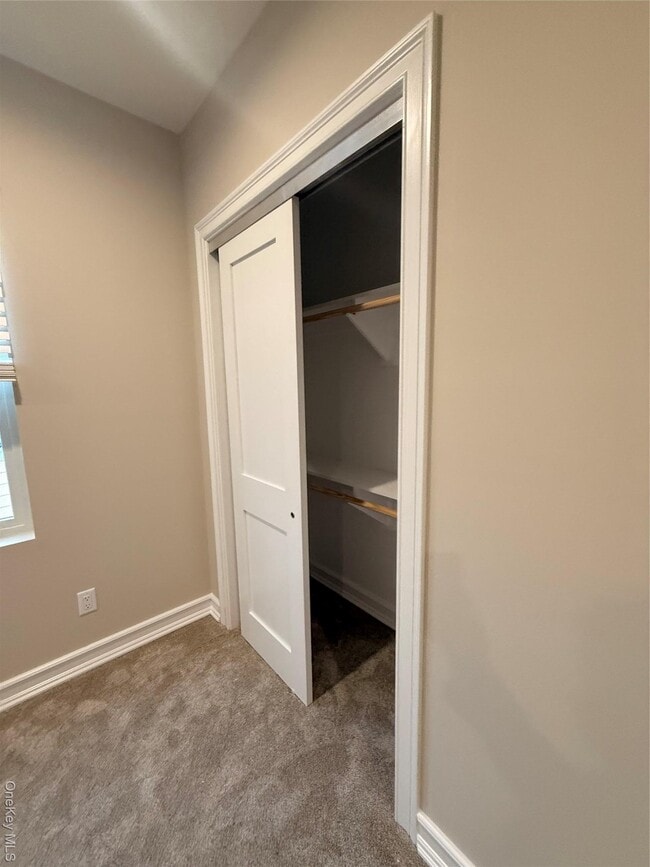 Building Photo - 122 Greenwich Ave