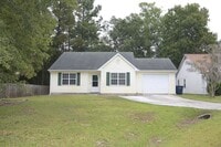 Building Photo - Charming Cottage Cove Home with Fenced Backyard