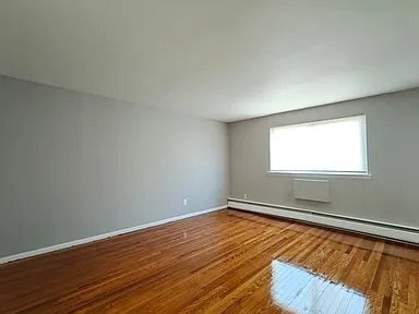 Building Photo - 8410 Bustleton Ave