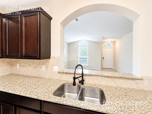 Building Photo - 3407 Parkmill Dr