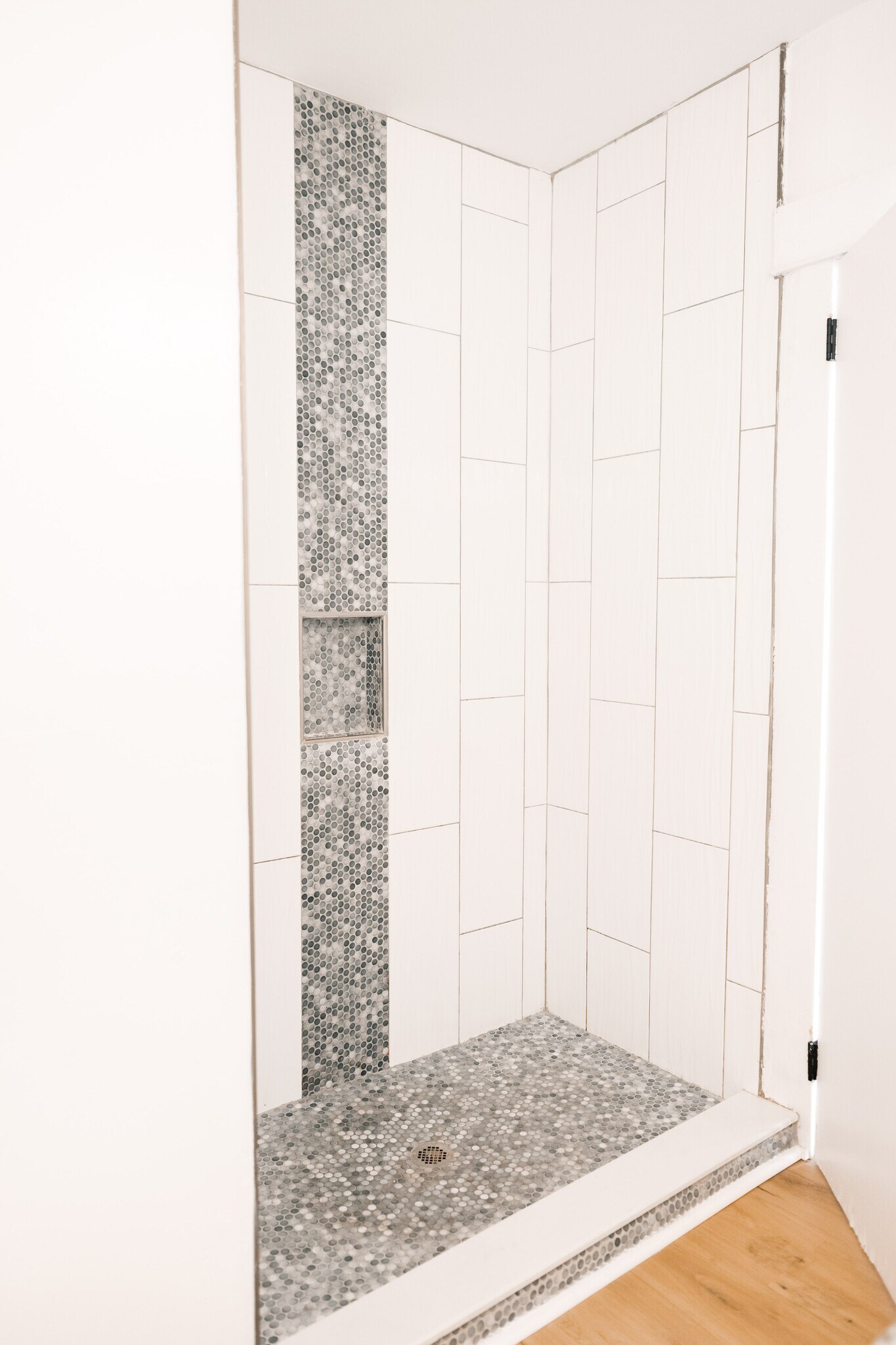 Building Photo - 902 W Columbus Dr