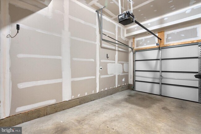Building Photo - 16302 Connors Wy