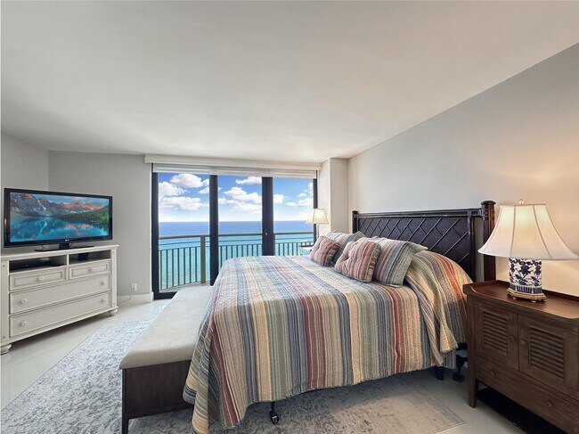 Building Photo - 3000 N Ocean Dr
