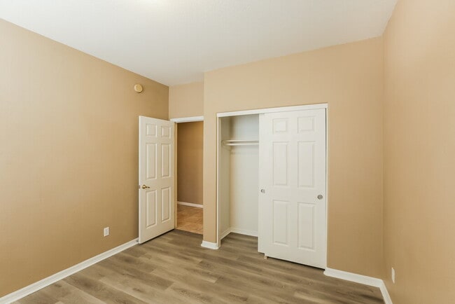 Building Photo - 14473 W Avalon Dr