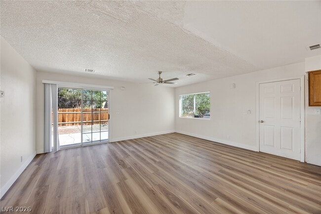 Building Photo - 1320 Gold Ave