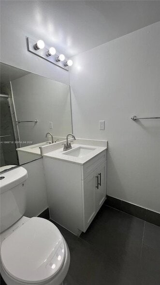 Building Photo - 9811 Westview Dr