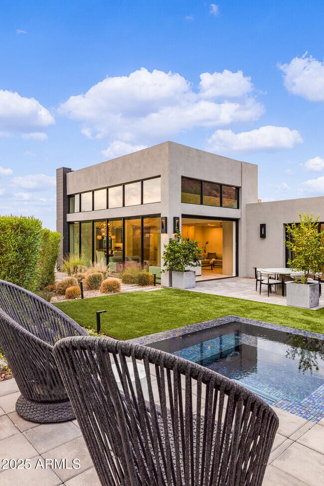 Building Photo - 5841 N Echo Canyon Cir