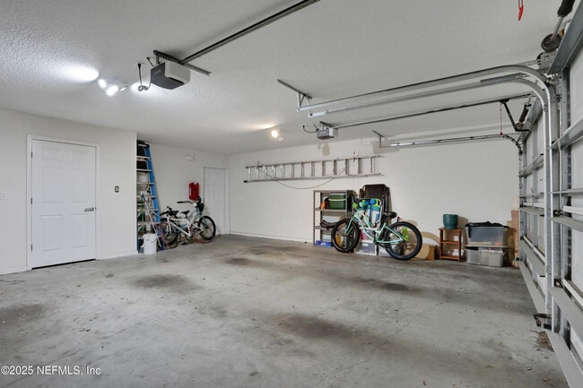 Building Photo - 228 Jardin De Mer Pl