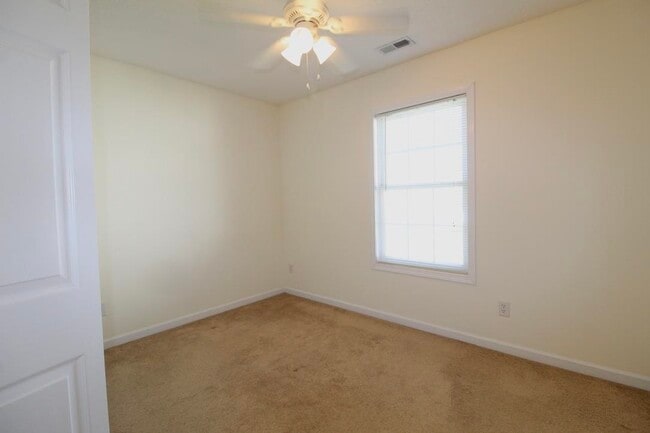 Building Photo - 120 Hollen Mill Ct