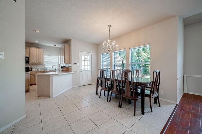 Building Photo - 2907 Little Branch Ct