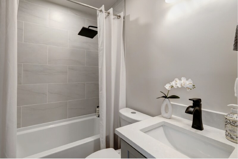 Building Photo - 2341 Cooper Terrace