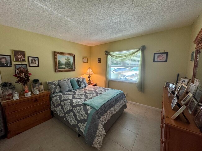 Building Photo - 600 Royal Palm Blvd