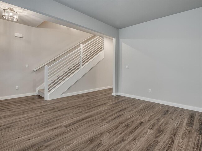 Building Photo - 520 NW 176th Terrace