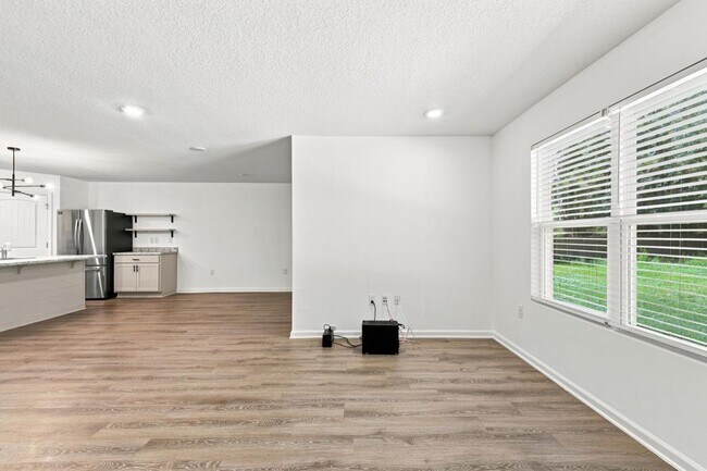 Building Photo - 3284 Chapelwood Dr
