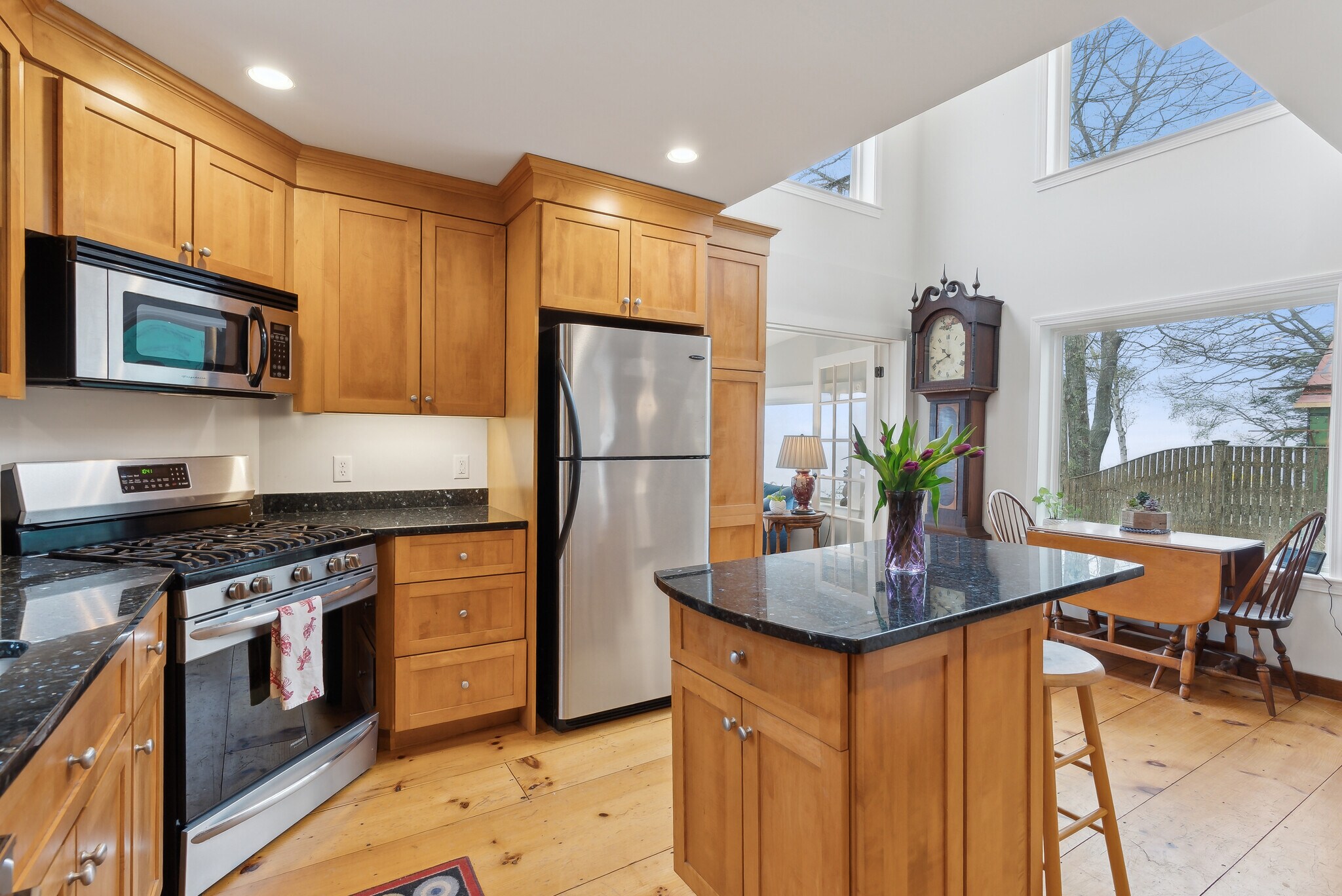 Building Photo - 44 Maquoit Dr