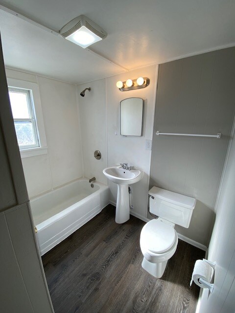 Bathroom - 105 N Public Rd