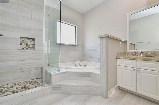 Building Photo - 5402 Gibson St