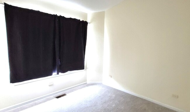 Building Photo - 18602 W Sterling Ct