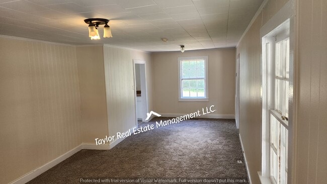 Building Photo - 139 Foy Ave