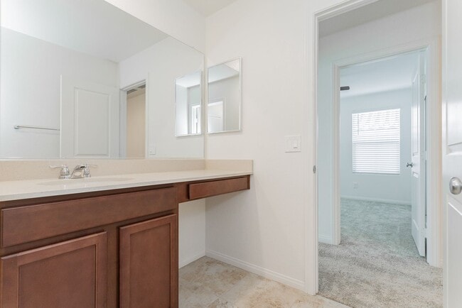 Building Photo - Fairly New Gorgeous SMART House!