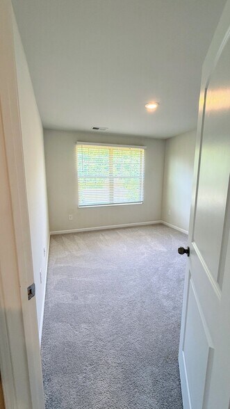 Building Photo - 5308 Orchid Bloom Dr