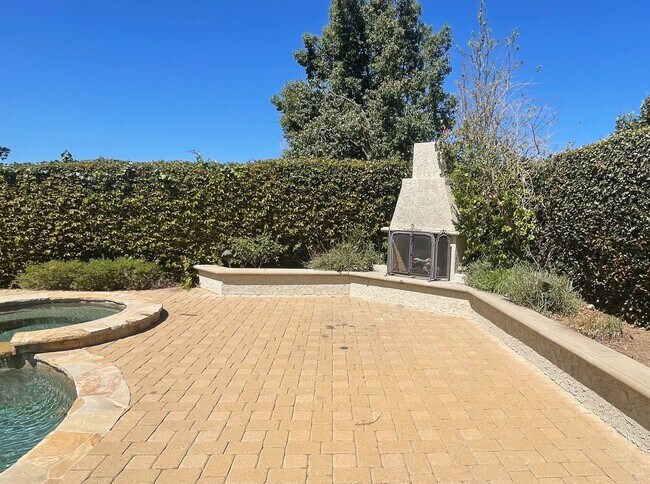 Building Photo - 3246 Medicine Bow Ct