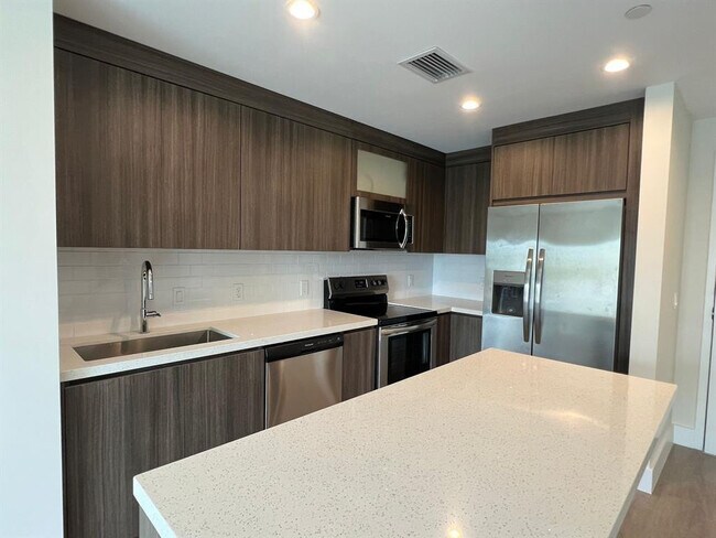 Building Photo - 1938 Jackson St