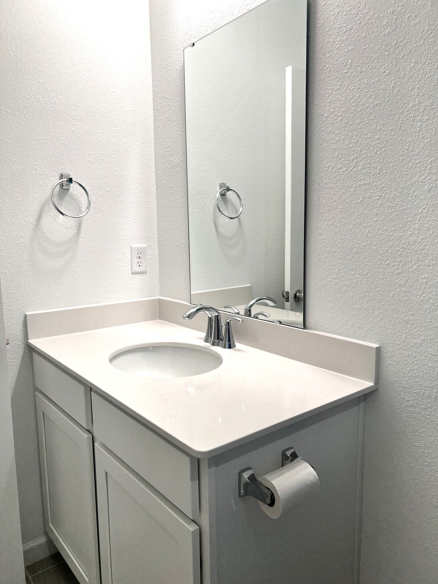Bath 2 - 15542 Whispering Fir Dr