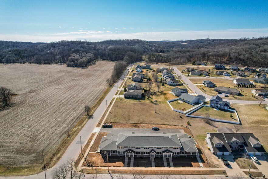 Building Photo - 5713 Eternity Dr