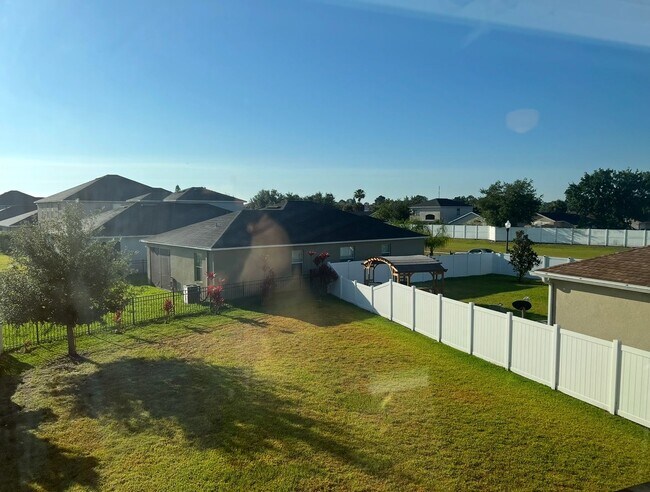 Building Photo - WYNDHAM LAKES ESTATES 4/2.5 HOME FOR RENT - LAKE VIEW!